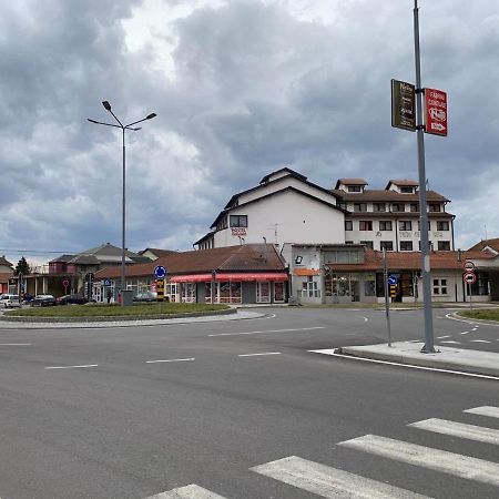 Apartmani Sekulic Loznica Exterior foto